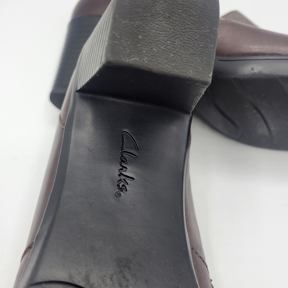 Clarks Bendables slip on ankle heeled booties leather upper size 8M - Picture 10 of 15